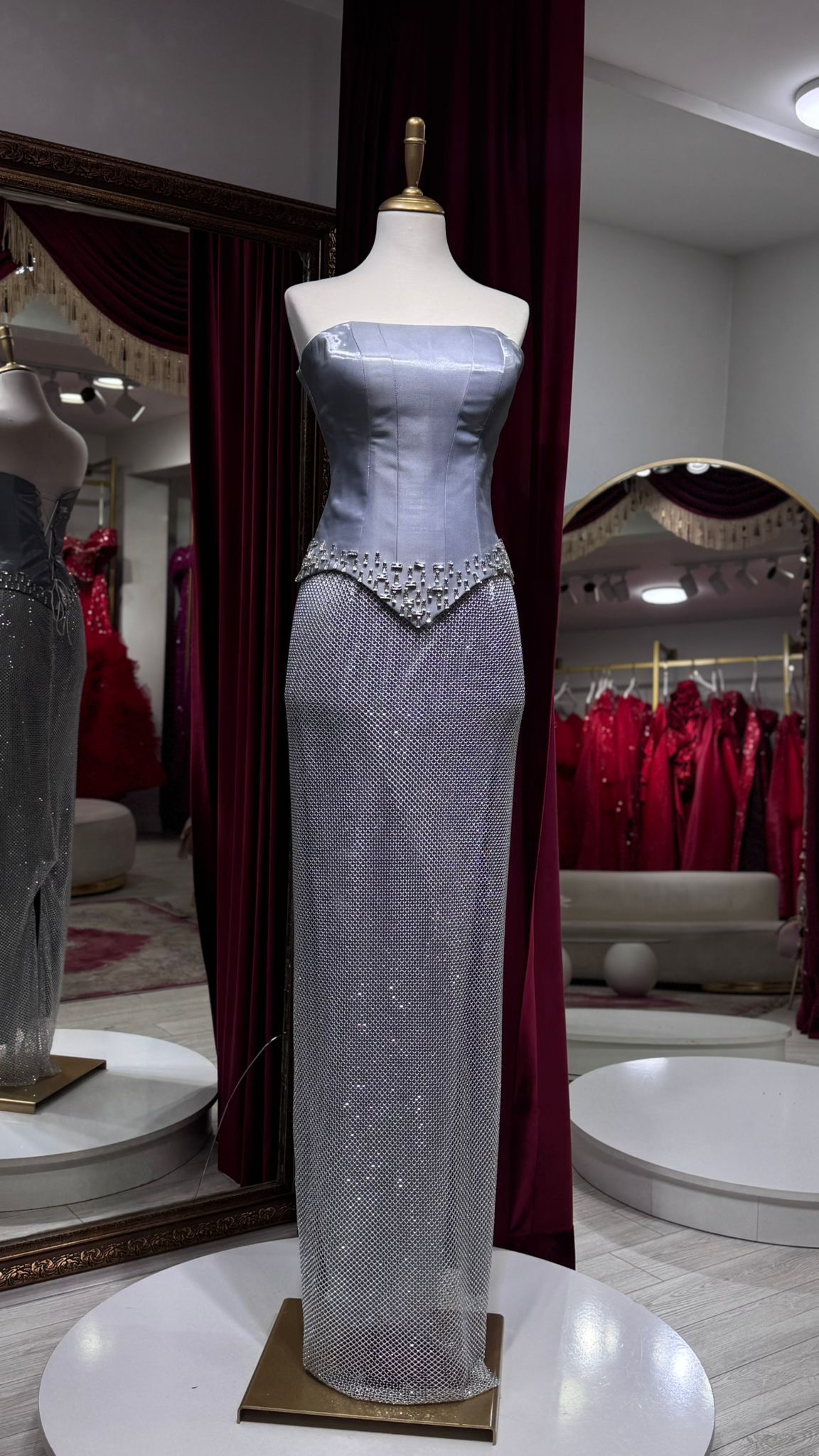 Korsajlı Taş İşleme Prada Etekli Abiye
