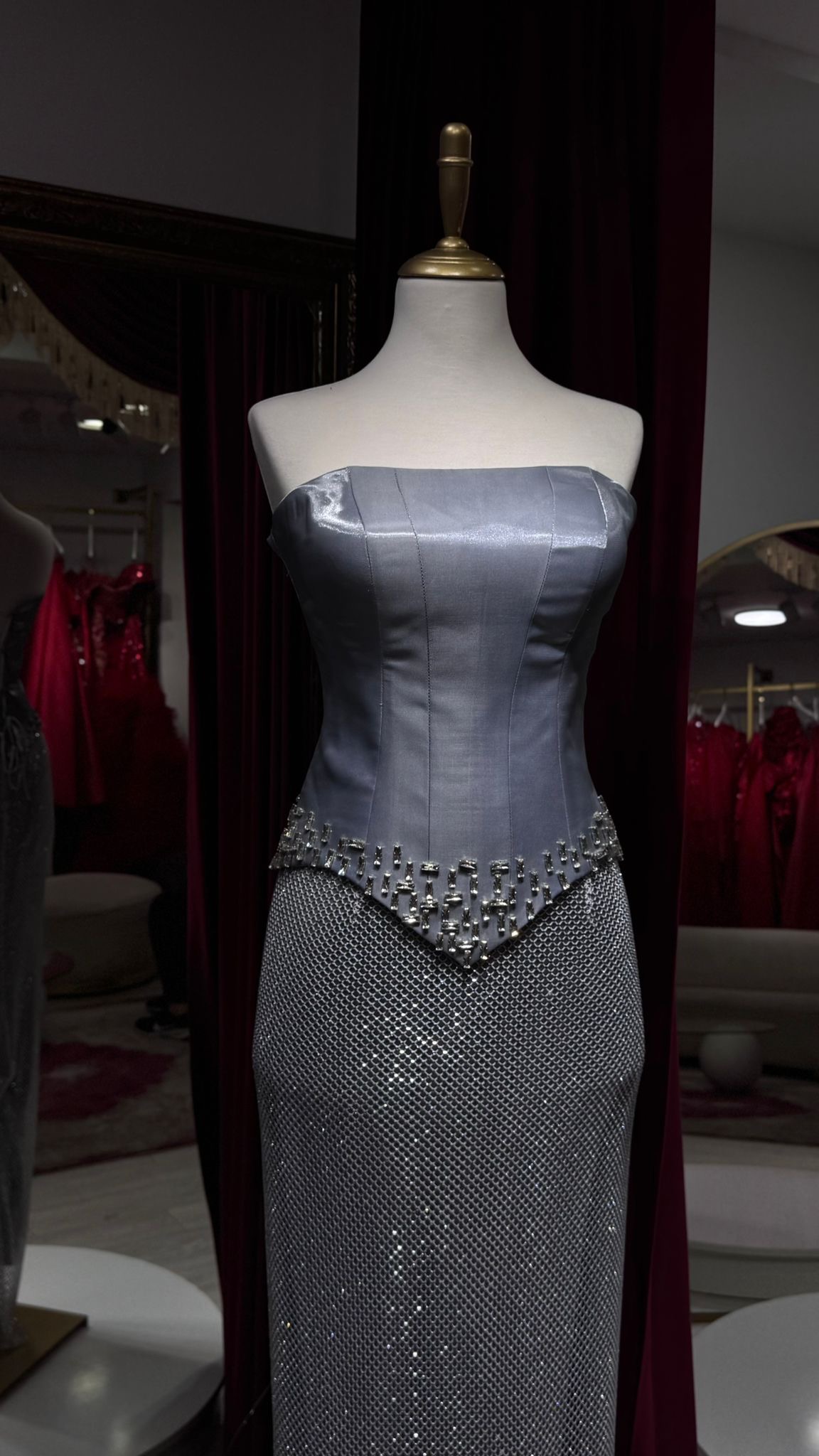Korsajlı Taş İşleme Prada Etekli Abiye