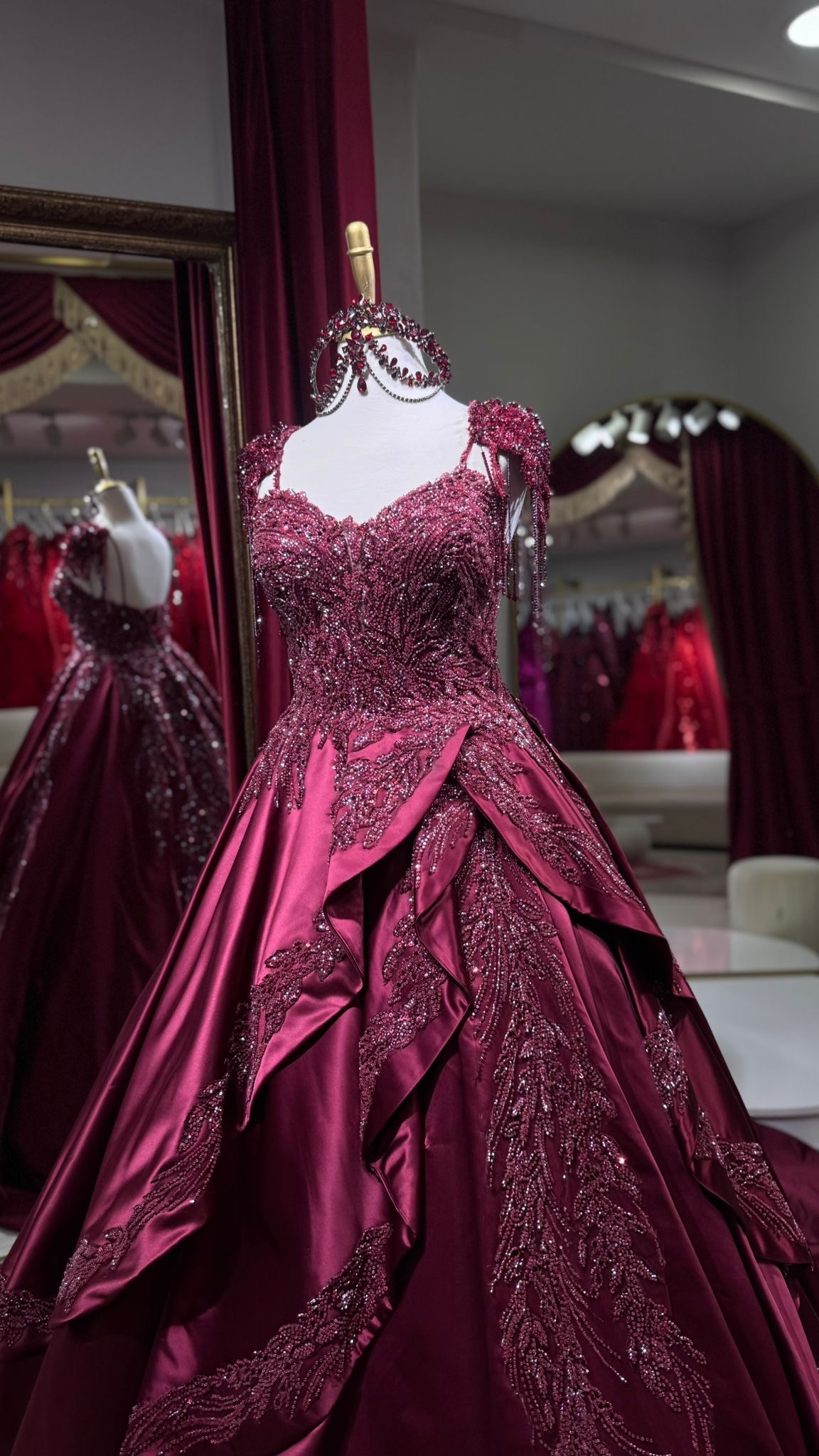 Bordo Saten Taş İşleme kınalık