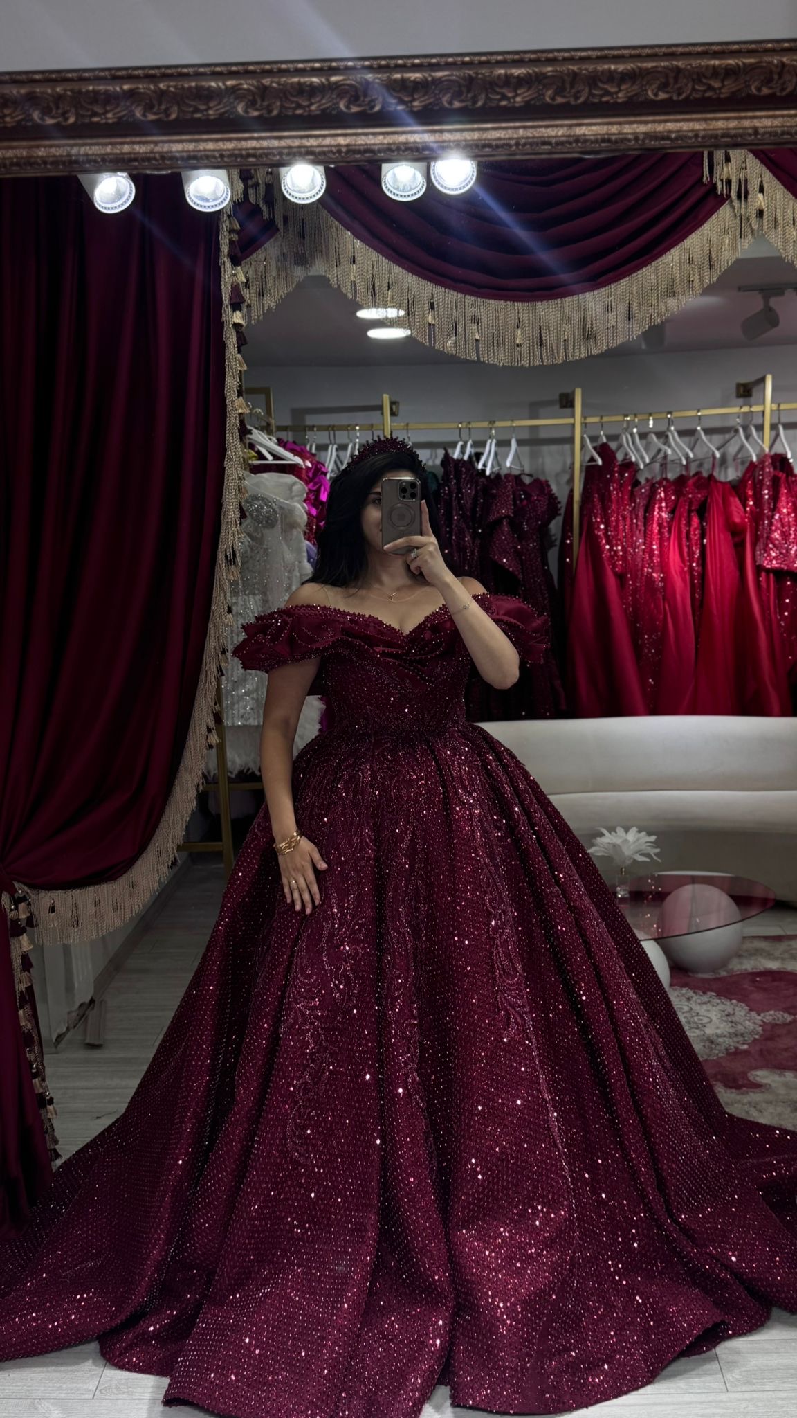 Ful Taş İşleme Madonna Yaka Bordo Kabarık Kınalık