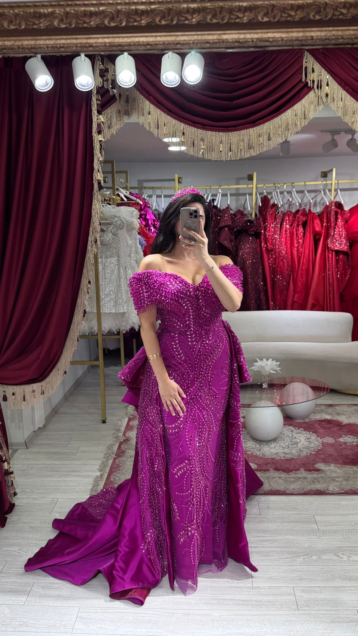 Madonna Yaka Sarkıt Kristal Taş işleme Demonteli Fuşya Kınalık